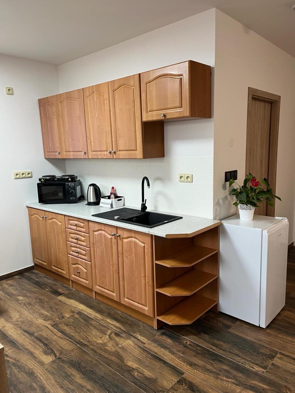 Apartman Kuga 미쿨로프 외부 사진